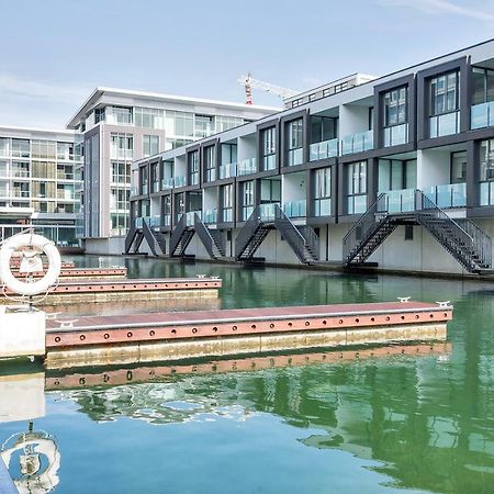 Qv 2 Bedrooms Apartment Overlooking Marina -680 Auckland Eksteriør billede